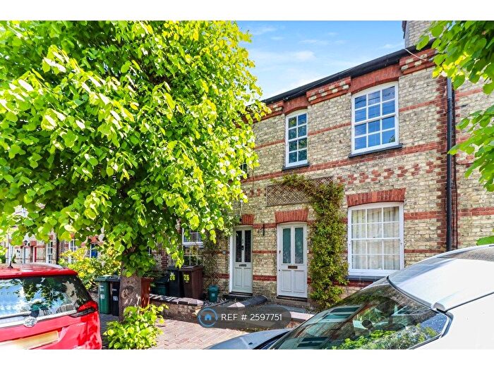 2 Bedroom Terraced House To Rent In Oster Street, St. Albans, AL3