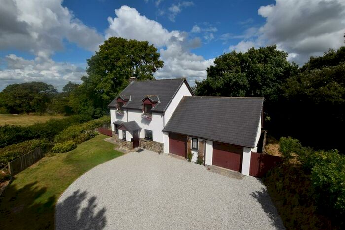 3 Bedroom Detached House For Sale In Tresmeer, Launceston, PL15