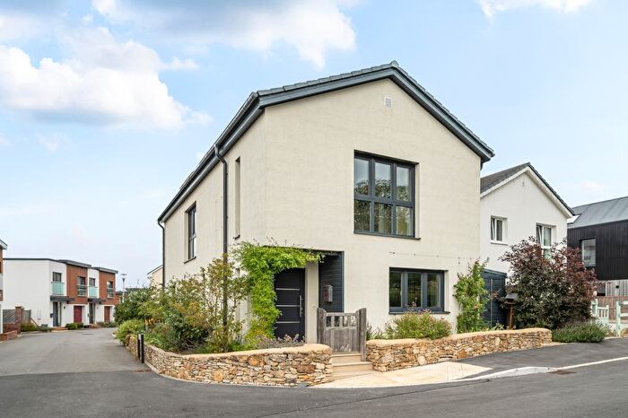 3 Bedroom Detached House For Sale In Graven Hill, Bicester, Oxfordshire, OX25