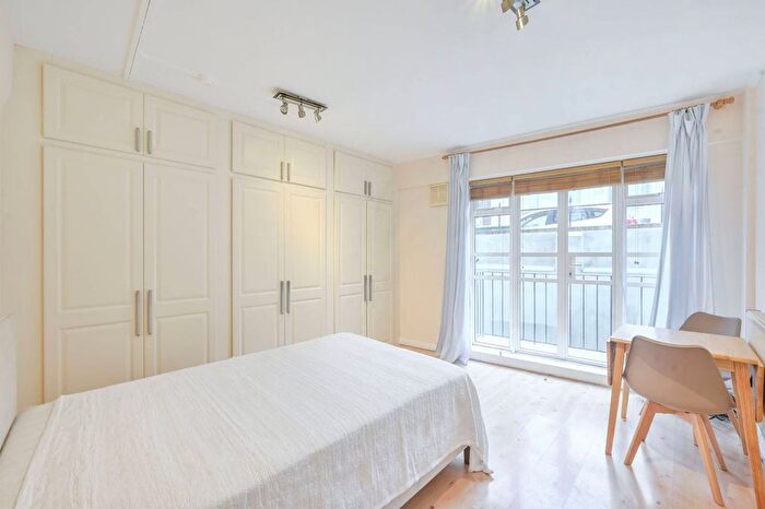 Studio To Rent In Courtfield Gardens, South Kensington, London, SW5