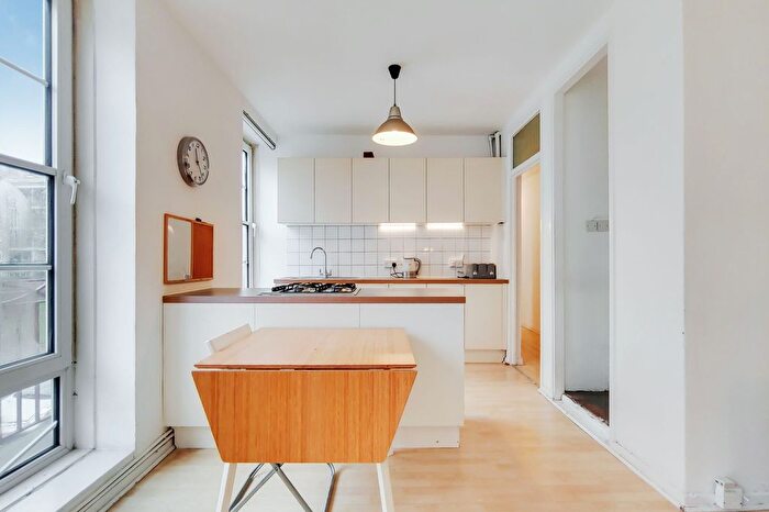 3 Bedroom Flat To Rent In New King Street, Grenville House, SE8