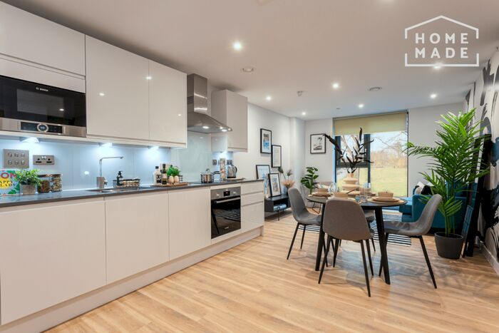 1 Bedroom Apartment To Rent In Castle Park View, Tower Hill, Bristol, BS2