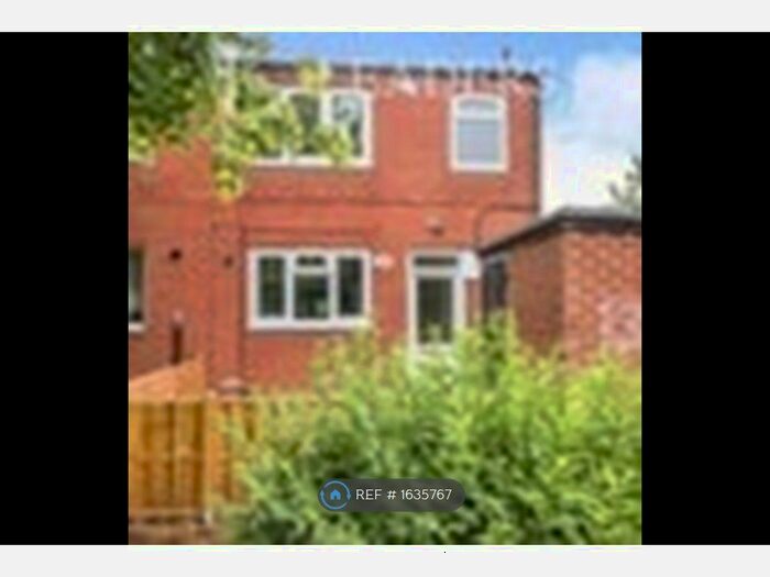 4 Bedroom End Of Terrace House To Rent In Milton Court, Loughborough, LE11