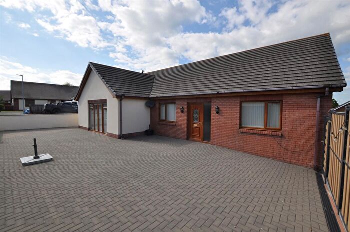 3 Bedroom Detached Bungalow For Sale In Clos Nathaniel, St. Clears, Carmarthen, SA33