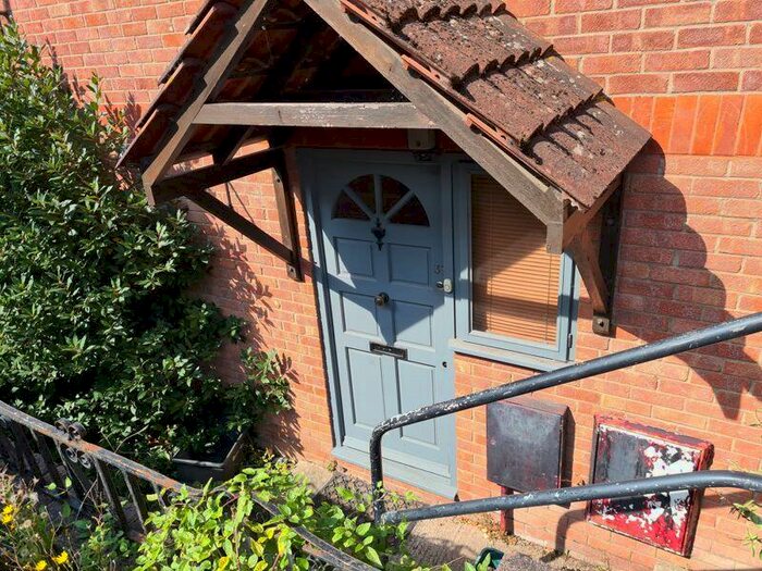 2 Bedroom Semi-Detached House To Rent In Pine Road, Bristol, BS10