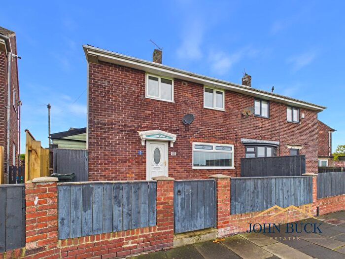 2 Bedroom Semi Detached House For Sale In Donside, Leam Lane, NE10