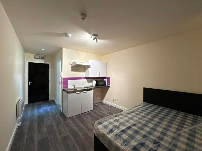 Studio To Rent In Bath Street, Nottingham, NG1