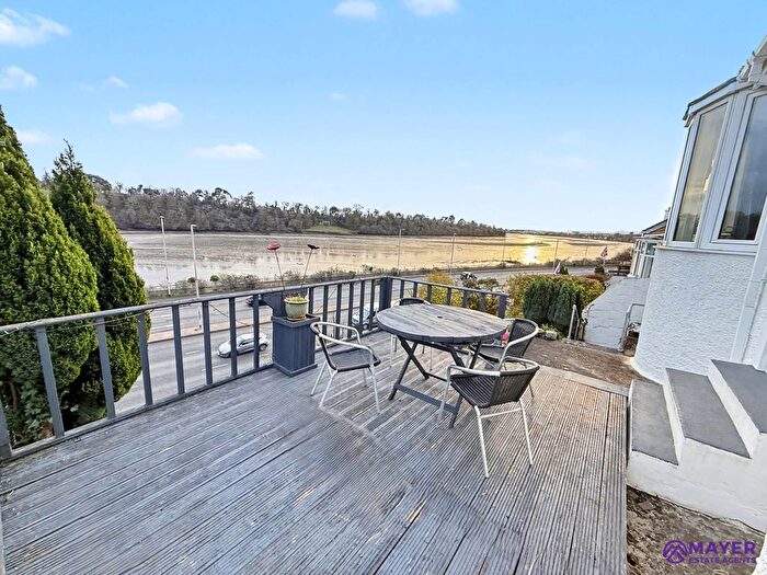 4 Bedroom Semi-Detached House For Sale In Crabtree Villas, Crabtree, PL3