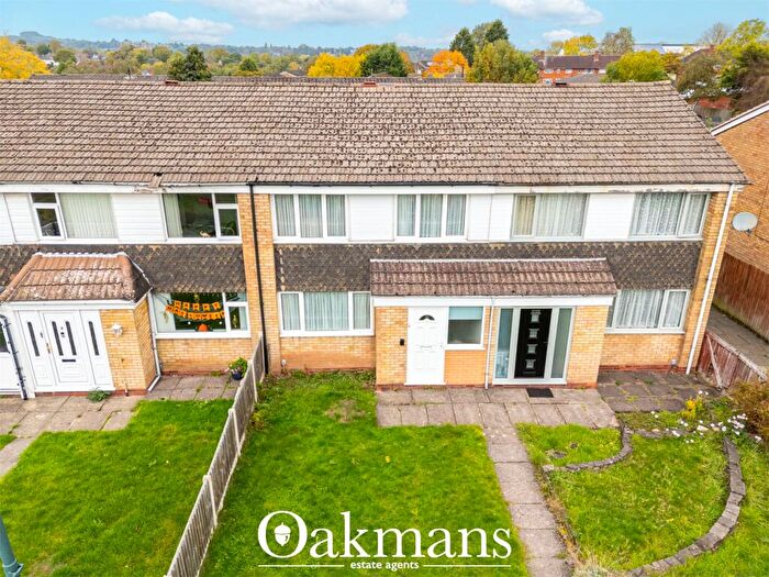 3 Bedroom Terraced House For Sale In Birstall Way, Birmingham, West Midlands, B38
