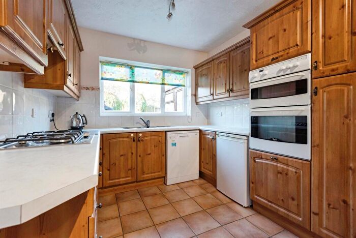 3 Bedroom Detached Bungalow For Sale In Corvus Close, Royston, SG8