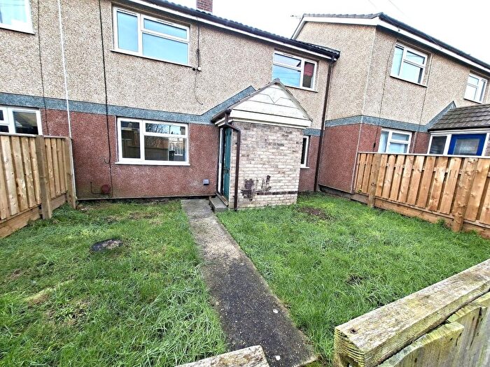 3 Bedroom Terraced House To Rent In Lichfield Walk, Carlton-In-Lindrick, S81