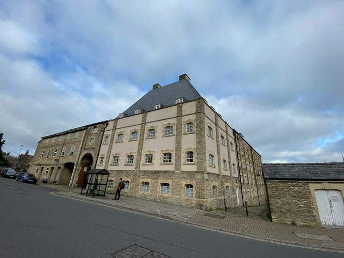 2 Bedroom Flat To Rent In The Old Brewery, Gentle Street, Frome, BA11