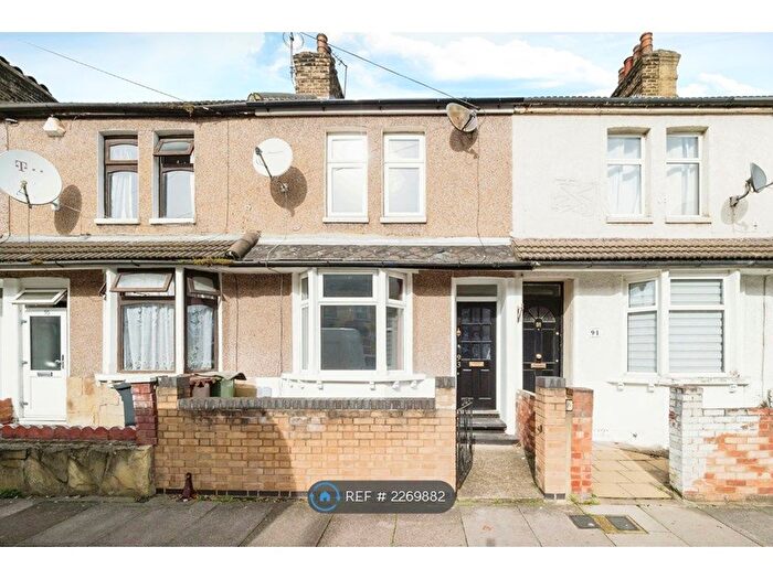 2 Bedroom Terraced House To Rent In Victoria Road, Barking, IG11
