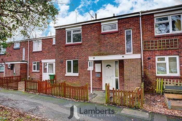 3 Bedroom Terraced House For Sale In Goodrich Close, Winyates East, Redditch, B98
