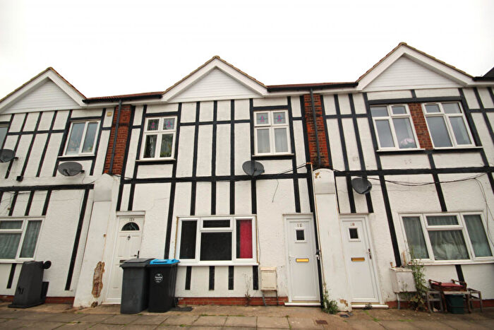 2 Bedroom Maisonette To Rent In Slough Lane, London, NW9