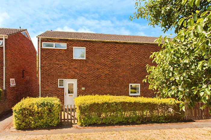 3 Bedroom Semi-Detached House For Sale In Parkers Walk, Newmarket, CB8