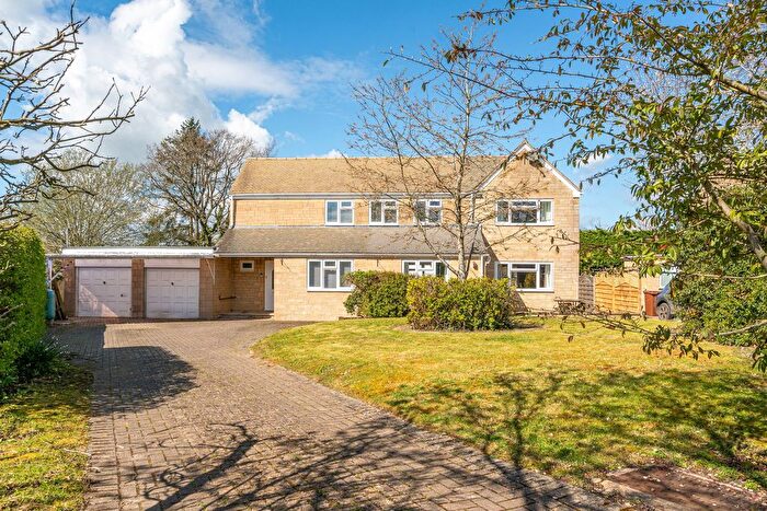 4 Bedroom Detached House For Sale In Sawyers Close, Minety, SN16