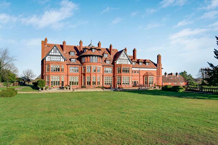 3 Bedroom Apartment For Sale In Ockham Lane, Cobham, KT11