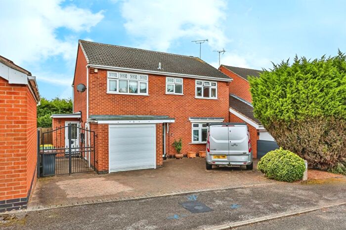 4 Bedroom Detached House For Sale In Charlotte Grove, Beeston, Nottingham, NG9