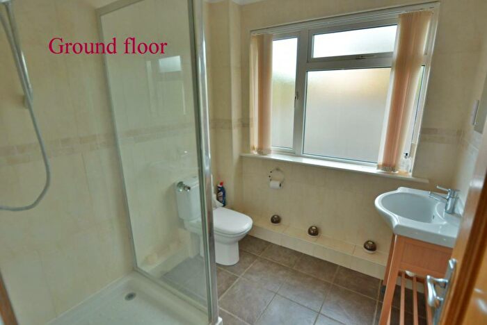 4 Bedroom Detached House For Sale In Pilford Heath Road, Colehill, BH21
