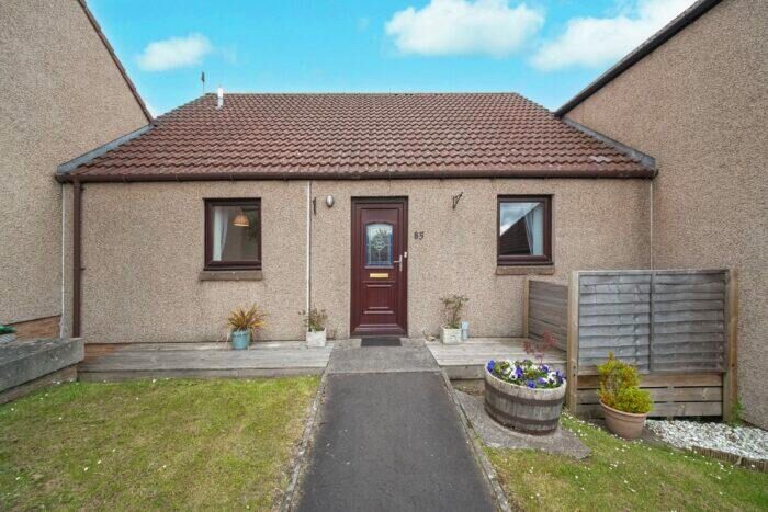2 Bedroom Terraced Bungalow For Sale In Rose Gardens, Cairneyhill, Dunfermline, KY12