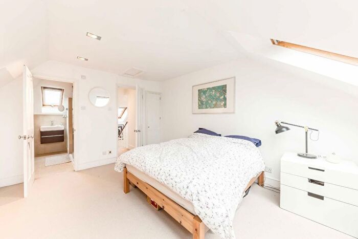 4 Bedroom Terraced House To Rent In Graham Road, London, SW19