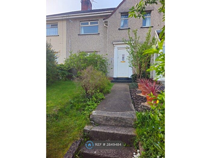 3 Bedroom Terraced House To Rent In Whitefield Road, Bristol, BS5