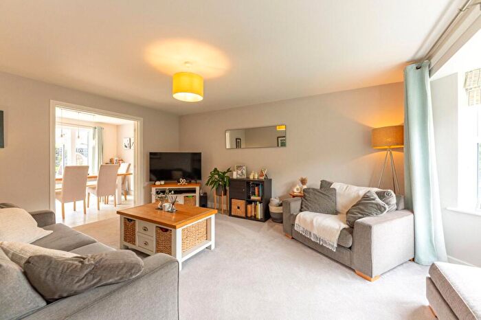 4 Bedroom Detached House For Sale In Bremridge Close, Barford, Warwick, Warwickshire, CV35