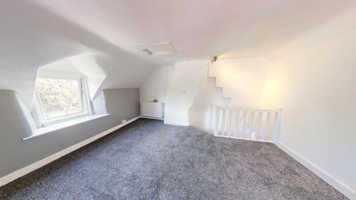 3 Bedroom End Of Terrace House For Sale In Easton Square, Portland, Dorset, DT5