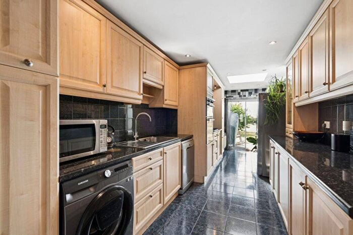 3 Bedroom Terraced House For Sale In Heath End Road, Flackwell Heath, HP10