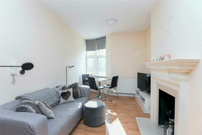 1 Bedroom Flat To Rent In St John's Wood High Street, St Johns Wood, NW8
