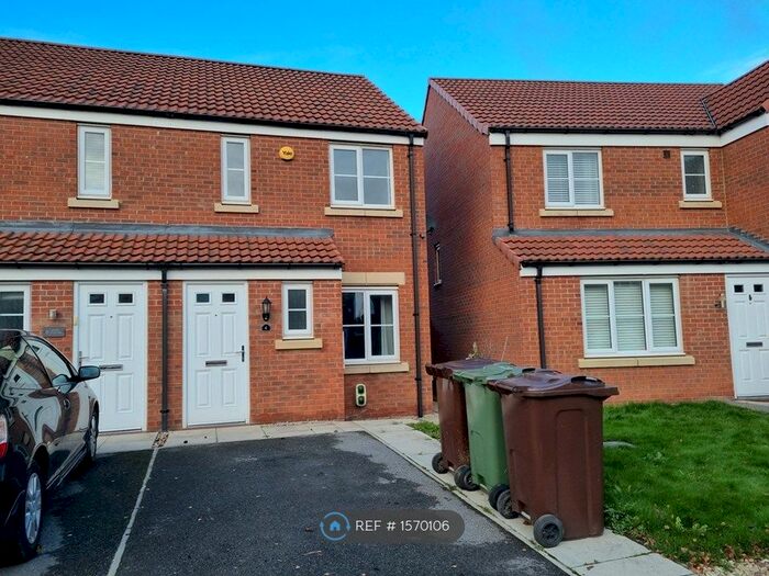2 Bedroom Semi-Detached House To Rent In Ledger Fold Rise, Wakefield, WF1