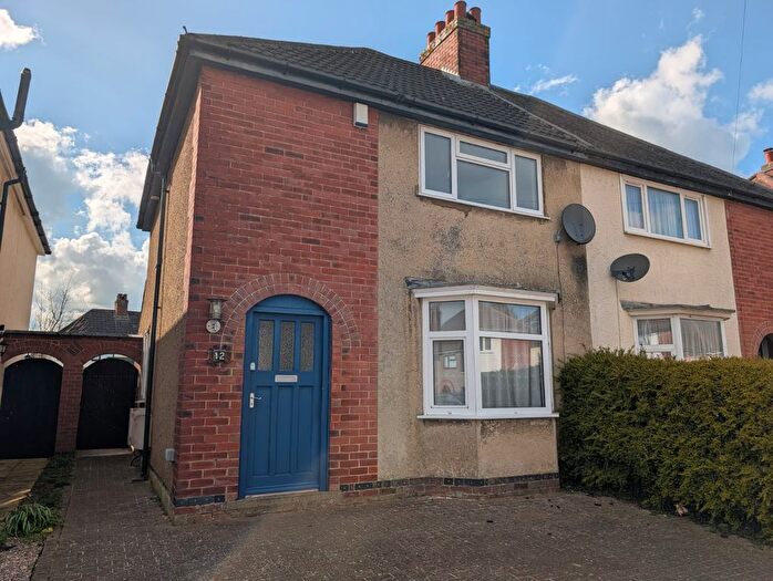 2 Bedroom Semi Detached House To Rent In Kingsley Road, Rothwell, NN14