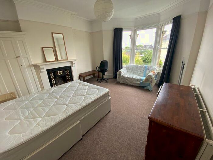 5 Bedroom Flat To Rent In Hazelton Road, Bishopston, BS7