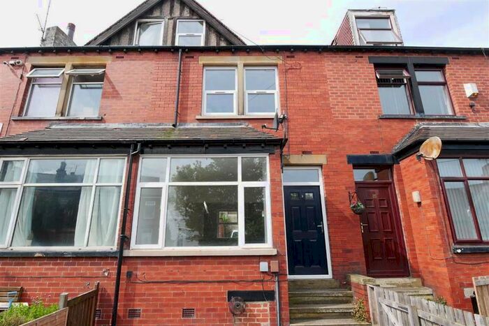 3 Bedroom Terraced House To Rent In Granny Avenue, Churwell, LS27