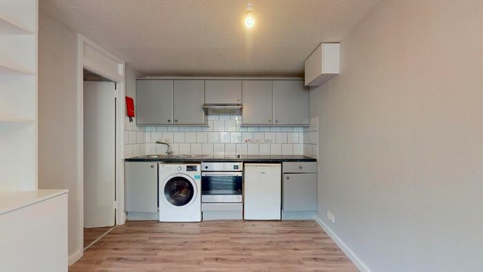 1 Bedroom Flat To Rent In Beardsley Way, London, W3