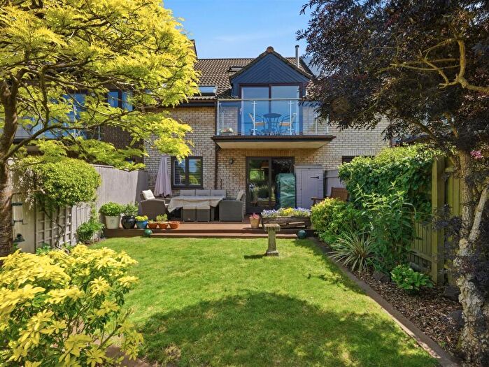 4 Bedroom House For Sale In Asquith Close, Christchurch, BH23