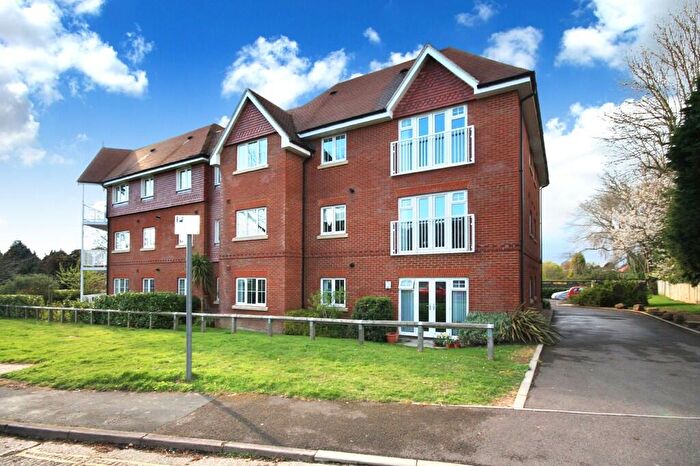 2 Bedroom Apartment To Rent In Hurst Court, Horsham, RH12