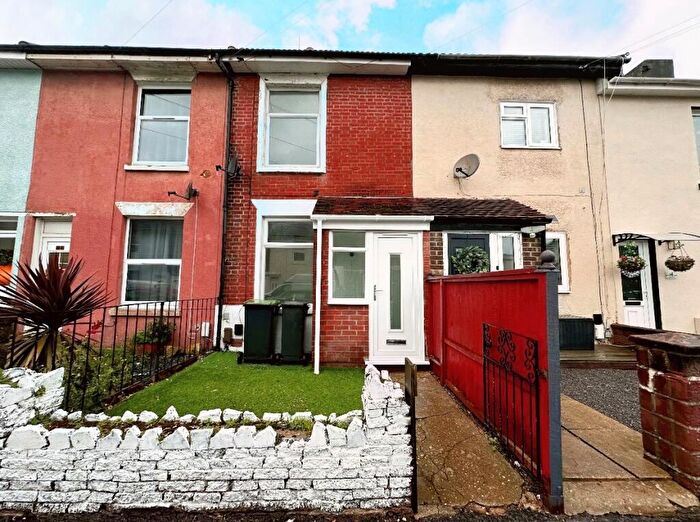 2 Bedroom Property To Rent In Bedford Street, Gosport, PO12