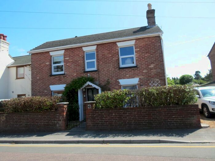 5 Bedroom House To Rent In Bedroom Detached House In Ensbury Park, BH10