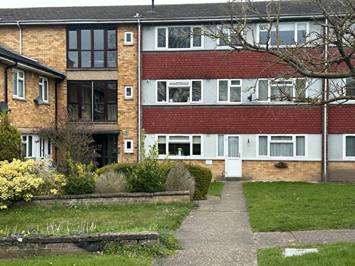 2 Bedroom Flat To Rent In Rowley Court, Newmarket, Suffolk, CB8