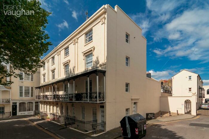 1 Bedroom Flat To Rent In Russell Square, Brighton, East Sussex, BN1
