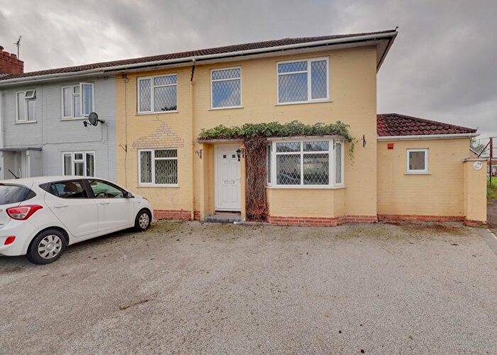 3 Bedroom End Of Terrace House For Sale In Robert Cecil Avenue, Mansbridge., SO18