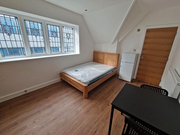 Property To Rent In George Street, Luton, LU1