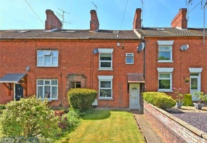 3 Bedroom Terraced House To Rent In Cannon Street, Wellingborough, NN8