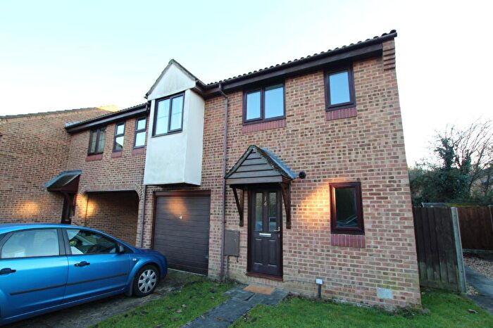 2 Bedroom Semi Detached House To Rent In Tarnbrook Way, Bracknell, RG12