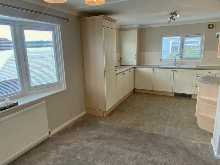 3 Bedroom Detached Bungalow For Sale In Heronston Lane, Bridgend, Bridgend County., CF31