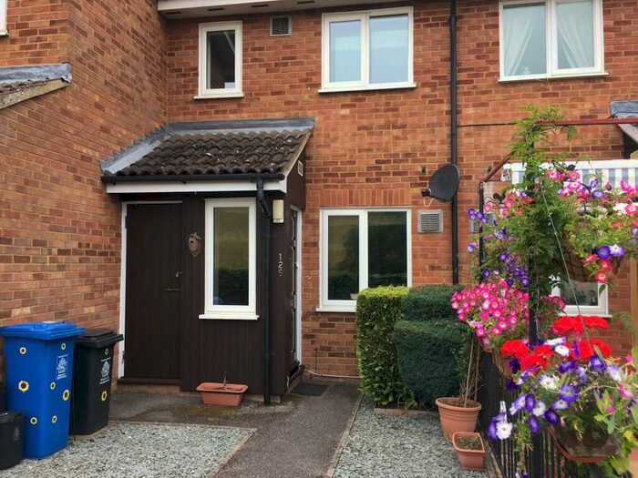 1 Bedroom Terraced House To Rent In Penn Road, Datchet, SL3