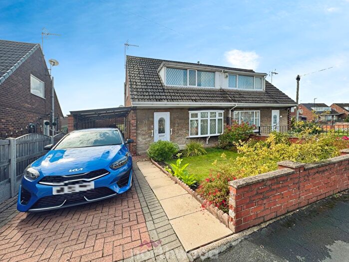 2 Bedroom Semi-detached House For Sale In Newholme Drive, Moorends, Doncaster, DN8