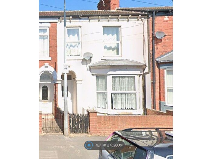 4 Bedroom Terraced House To Rent In Cholmley Street, Hull, HU3